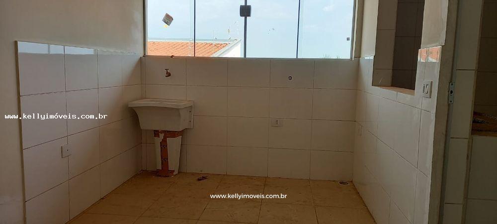 Casa para alugar com 3 quartos, 90m² - Foto 19