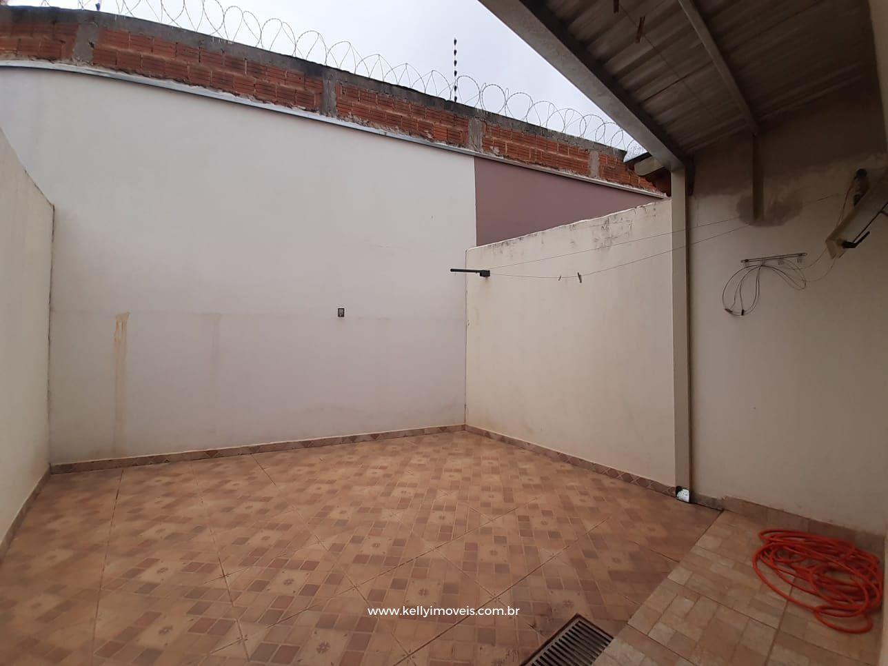 Casa à venda com 2 quartos, 51m² - Foto 18