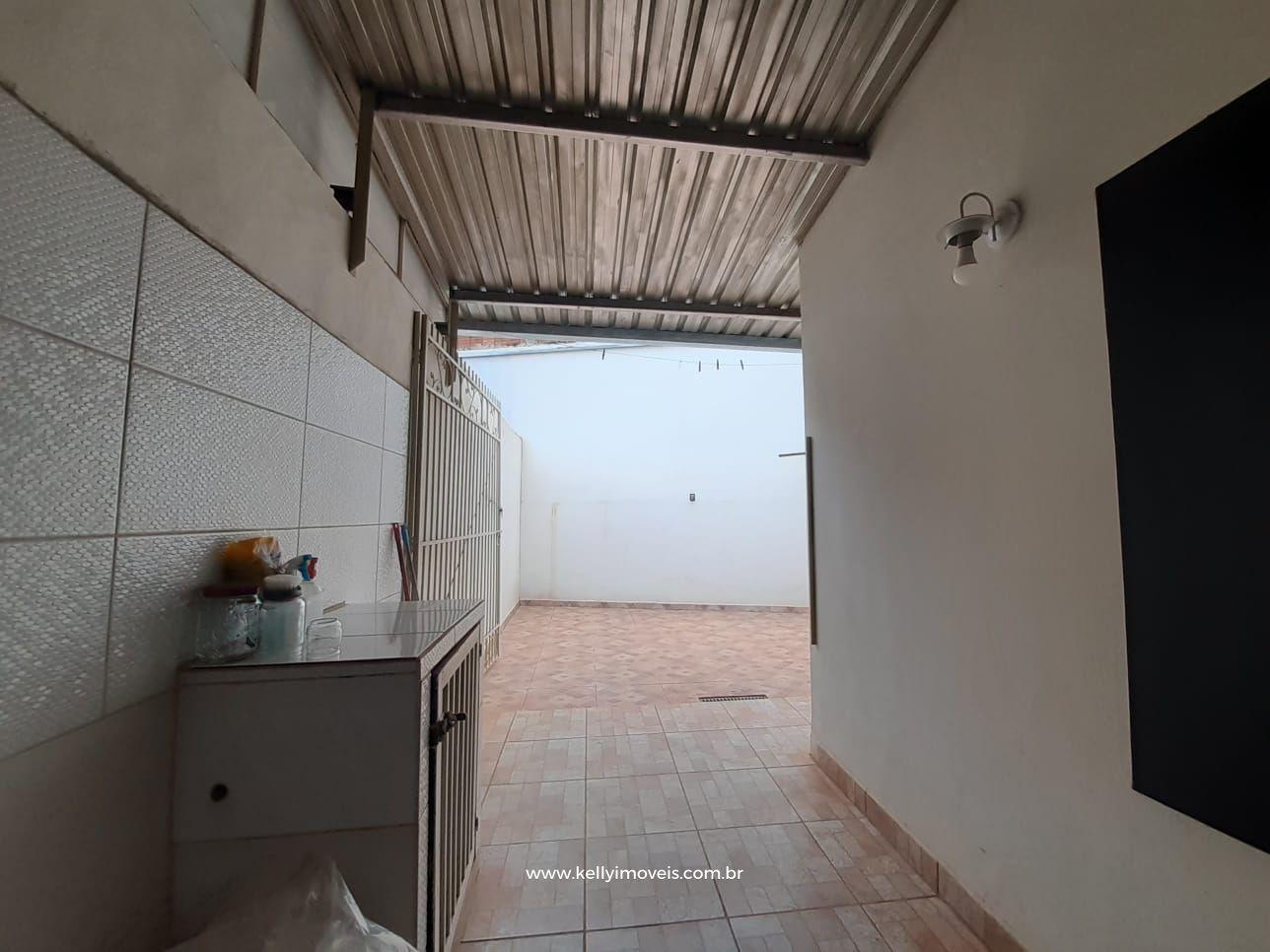 Casa à venda com 2 quartos, 51m² - Foto 10