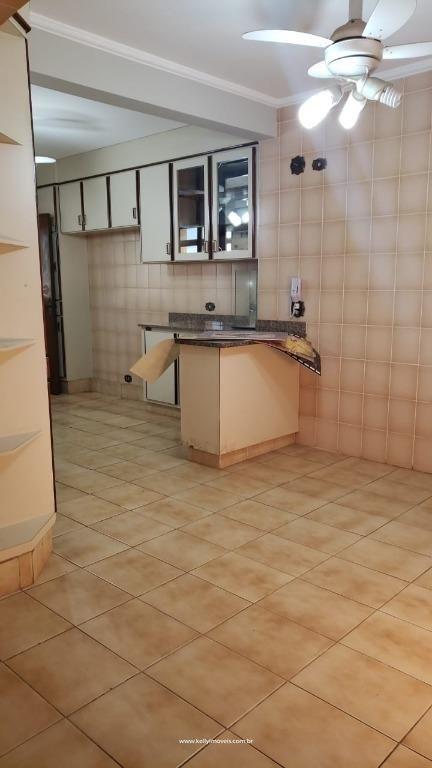 Apartamento à venda com 3 quartos, 210m² - Foto 31