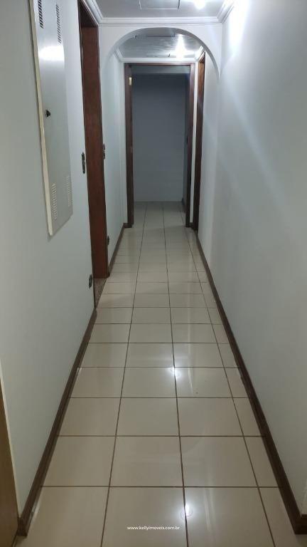 Apartamento à venda com 3 quartos, 210m² - Foto 5