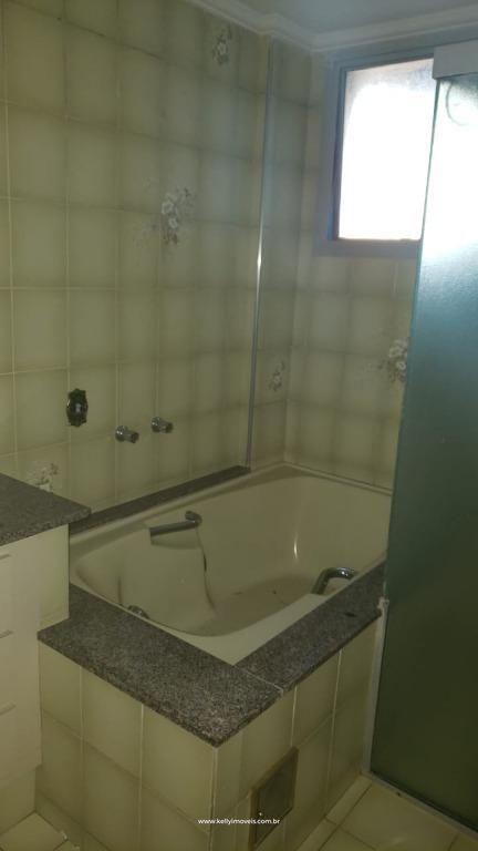 Apartamento à venda com 3 quartos, 210m² - Foto 29