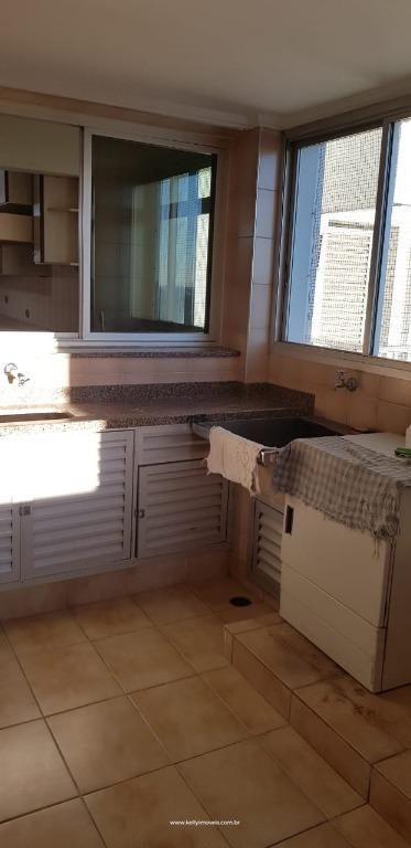 Apartamento à venda com 3 quartos, 210m² - Foto 20