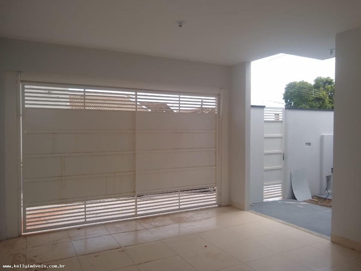 Casa à venda com 2 quartos, 100m² - Foto 3