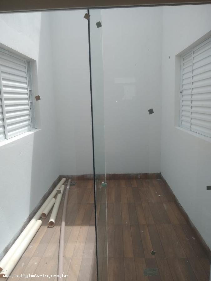 Casa à venda com 2 quartos, 100m² - Foto 8