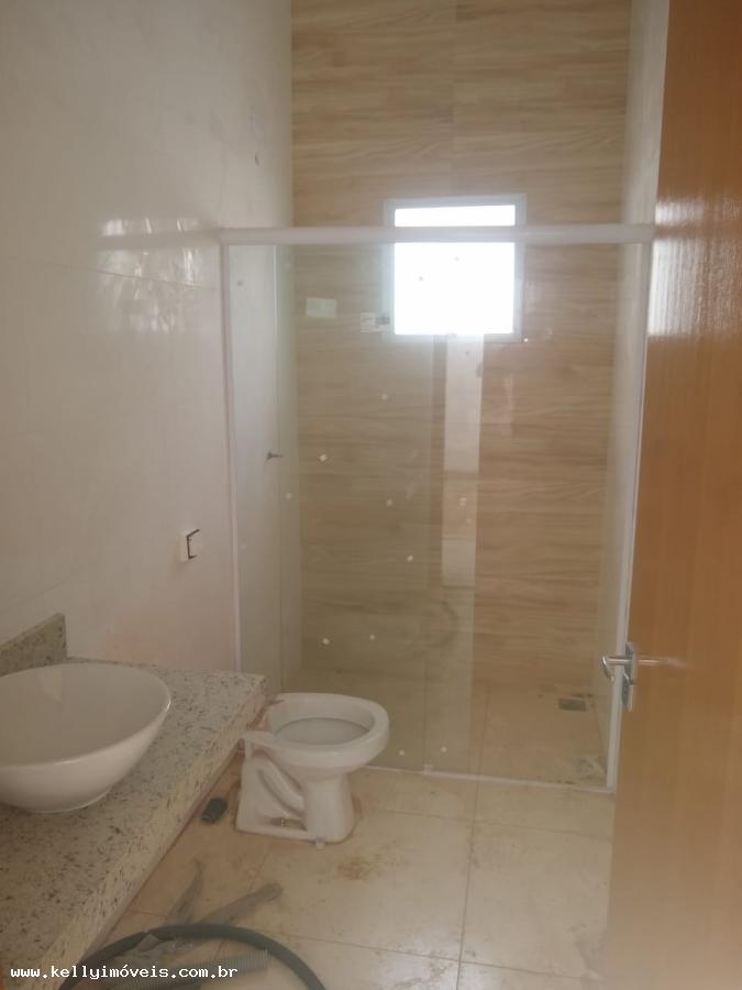 Casa à venda com 2 quartos, 100m² - Foto 13