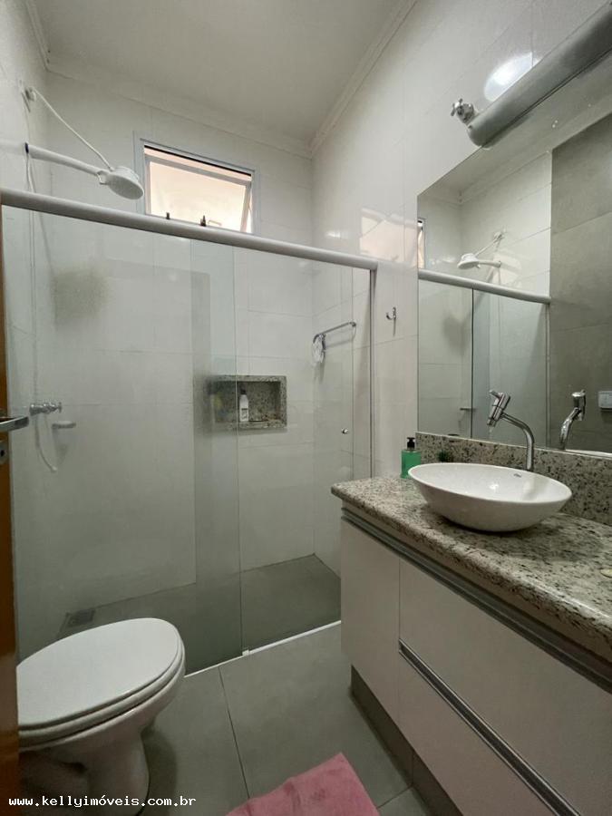 Casa à venda com 3 quartos, 150m² - Foto 9