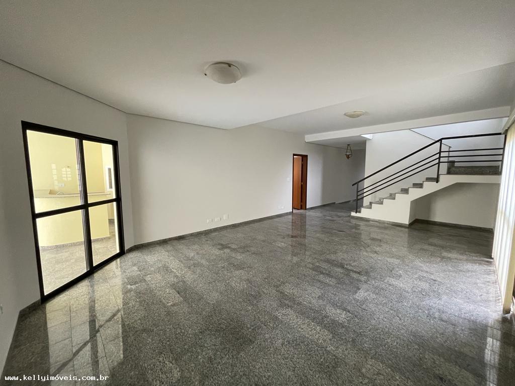 Casa de Condomínio à venda com 4 quartos, 400m² - Foto 4