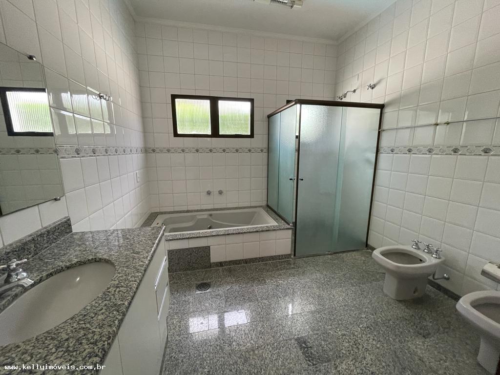 Casa de Condomínio à venda com 4 quartos, 400m² - Foto 20