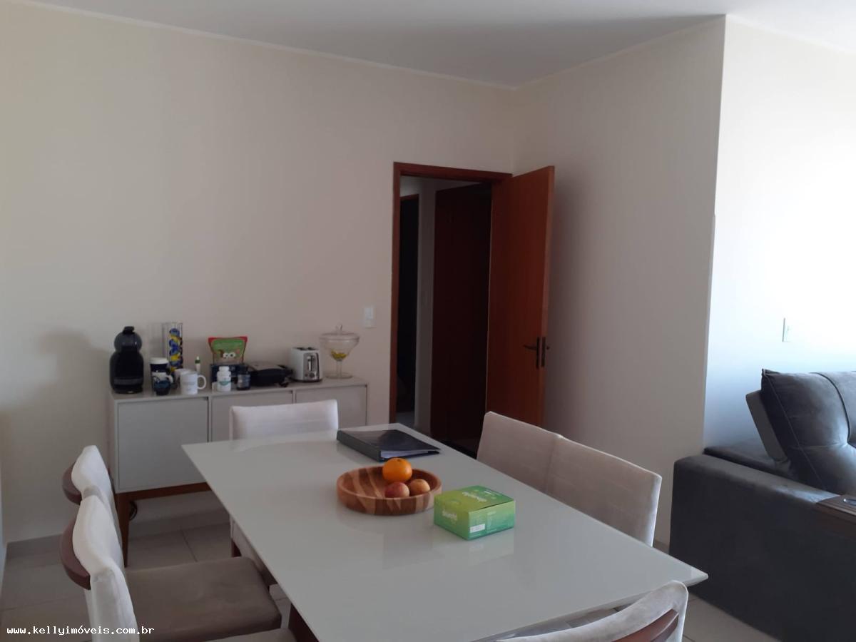 Apartamento à venda com 3 quartos, 89m² - Foto 2