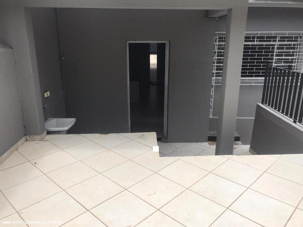 Casa à venda com 3 quartos, 242m² - Foto 11