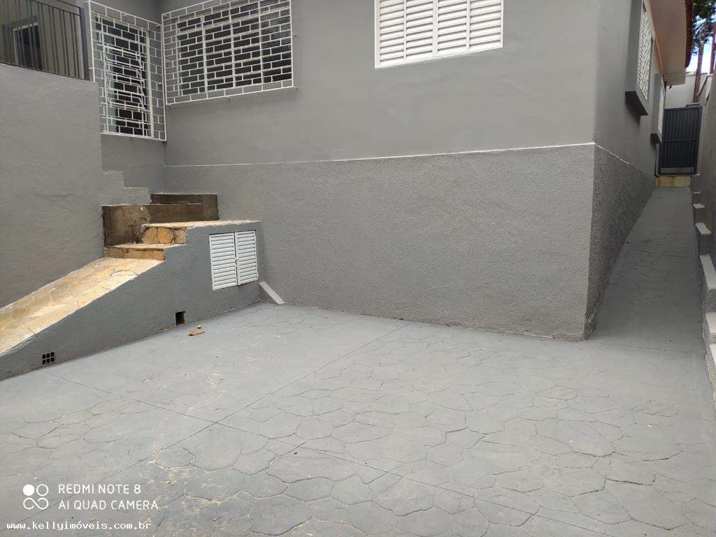 Casa à venda com 3 quartos, 242m² - Foto 13