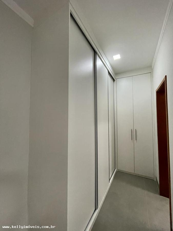 Casa de Condomínio à venda com 3 quartos, 275m² - Foto 9