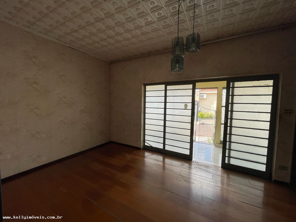 Casa à venda com 3 quartos, 316m² - Foto 15