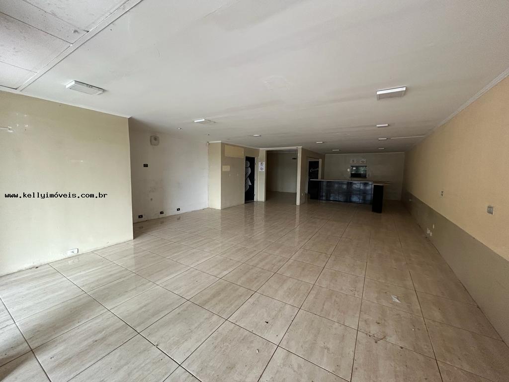 Prédio Inteiro à venda com 3 quartos, 250m² - Foto 1