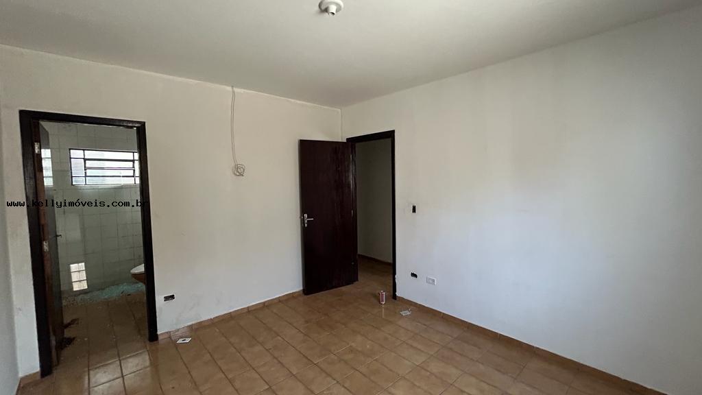 Prédio Inteiro à venda com 3 quartos, 250m² - Foto 13