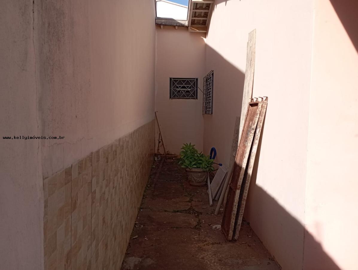 Casa de Condomínio à venda com 3 quartos, 136m² - Foto 22