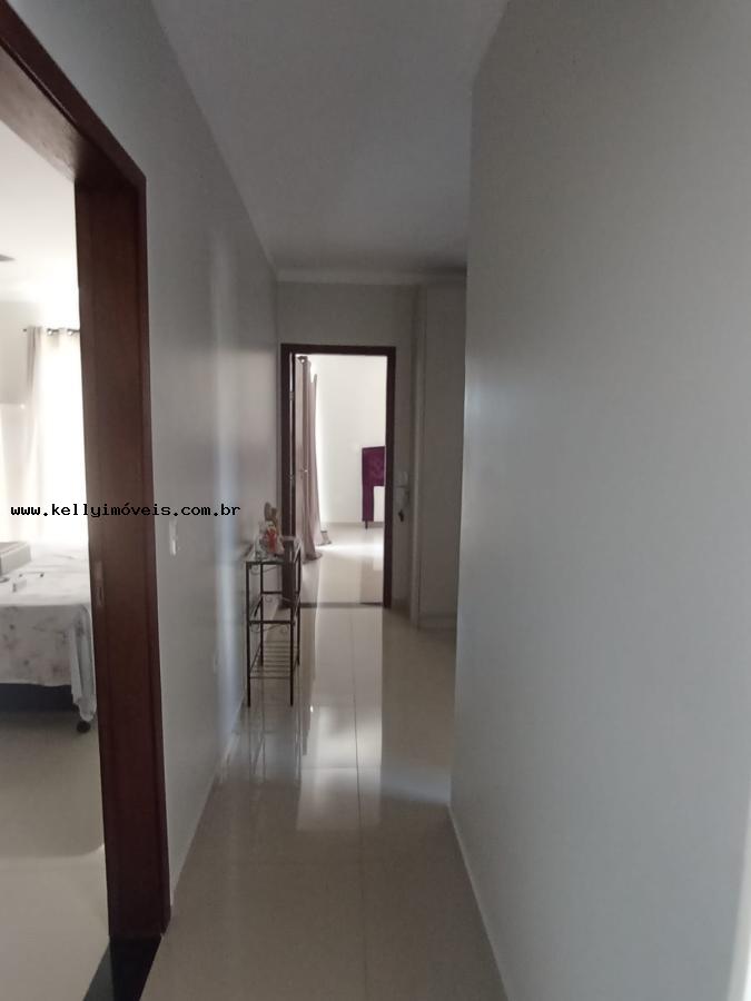 Casa à venda com 3 quartos, 260m² - Foto 19