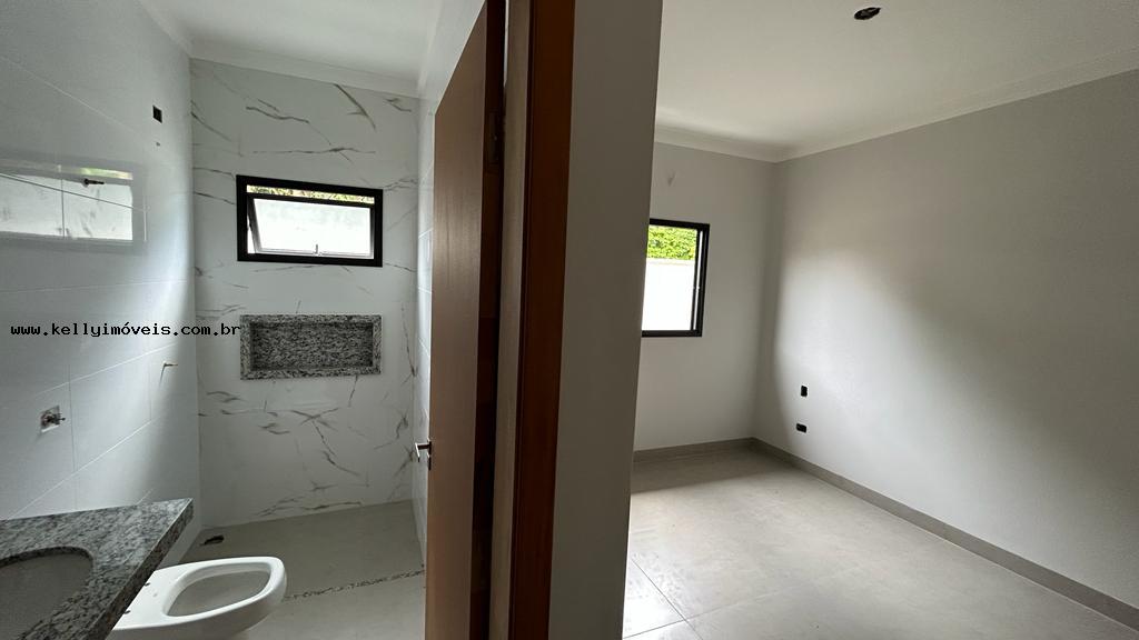 Casa à venda com 3 quartos, 171m² - Foto 6