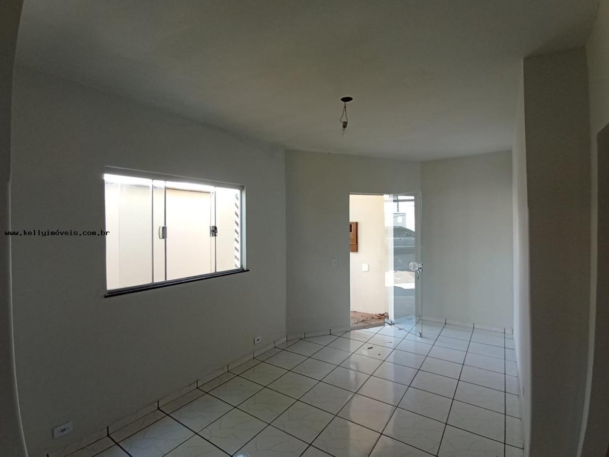 Casa à venda com 3 quartos, 200m² - Foto 5