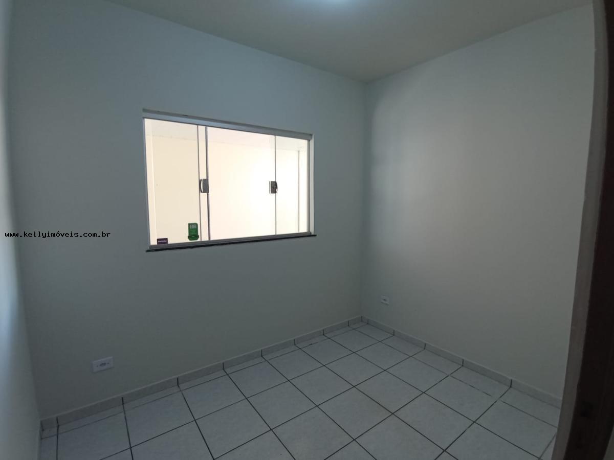 Casa à venda com 3 quartos, 200m² - Foto 10