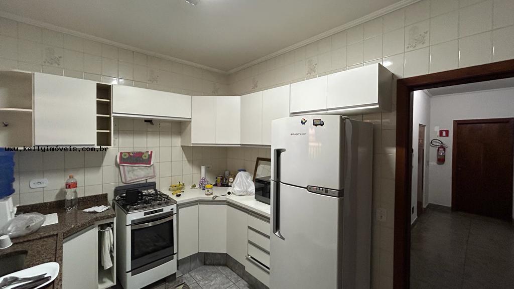 Apartamento à venda com 3 quartos, 127m² - Foto 7