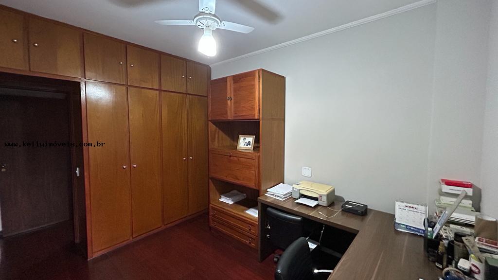 Apartamento à venda com 3 quartos, 127m² - Foto 8