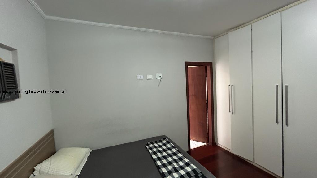 Apartamento à venda com 3 quartos, 127m² - Foto 9