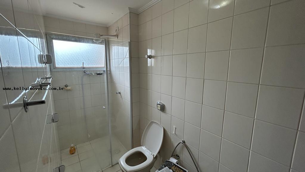 Apartamento à venda com 3 quartos, 127m² - Foto 13