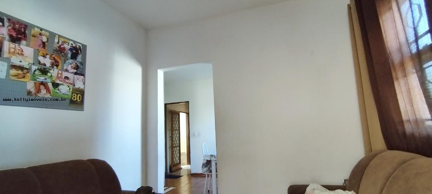 Casa à venda com 3 quartos, 252m² - Foto 16