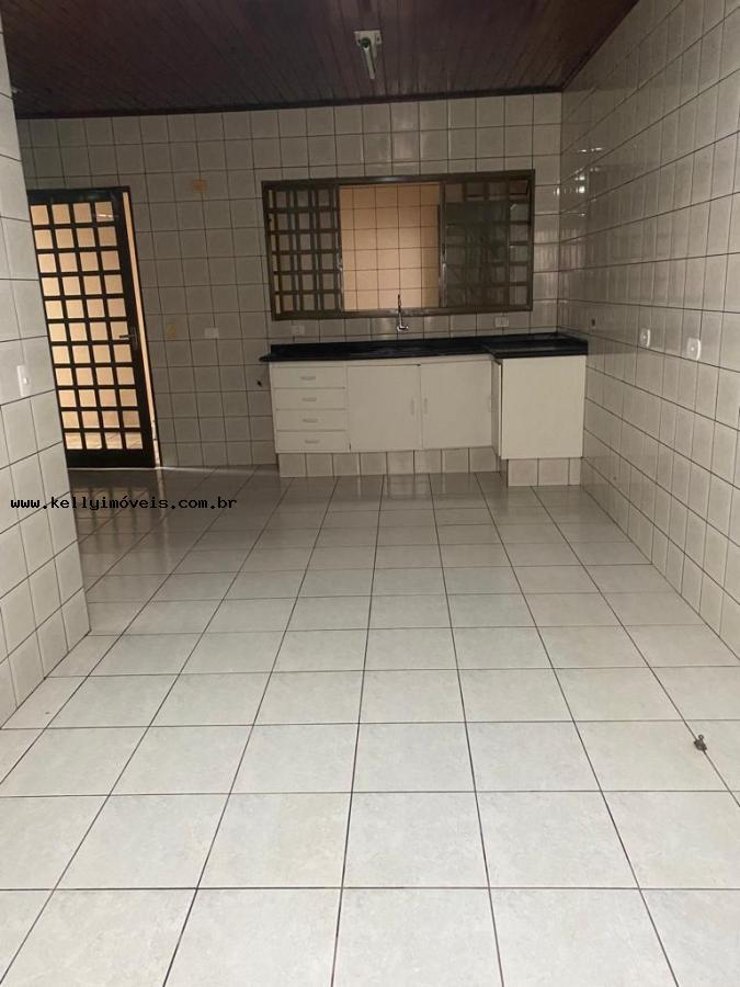 Casa à venda com 3 quartos, 180m² - Foto 19