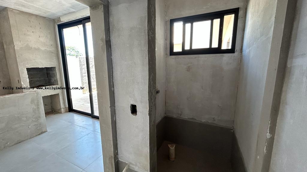 Casa de Condomínio à venda com 3 quartos, 300m² - Foto 11