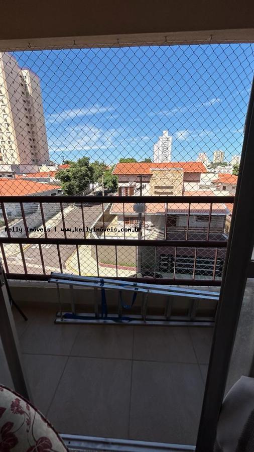 Apartamento à venda com 3 quartos, 76m² - Foto 7