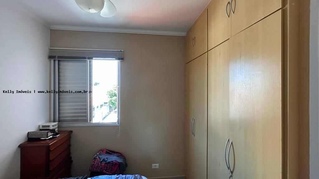 Apartamento à venda com 3 quartos, 76m² - Foto 11