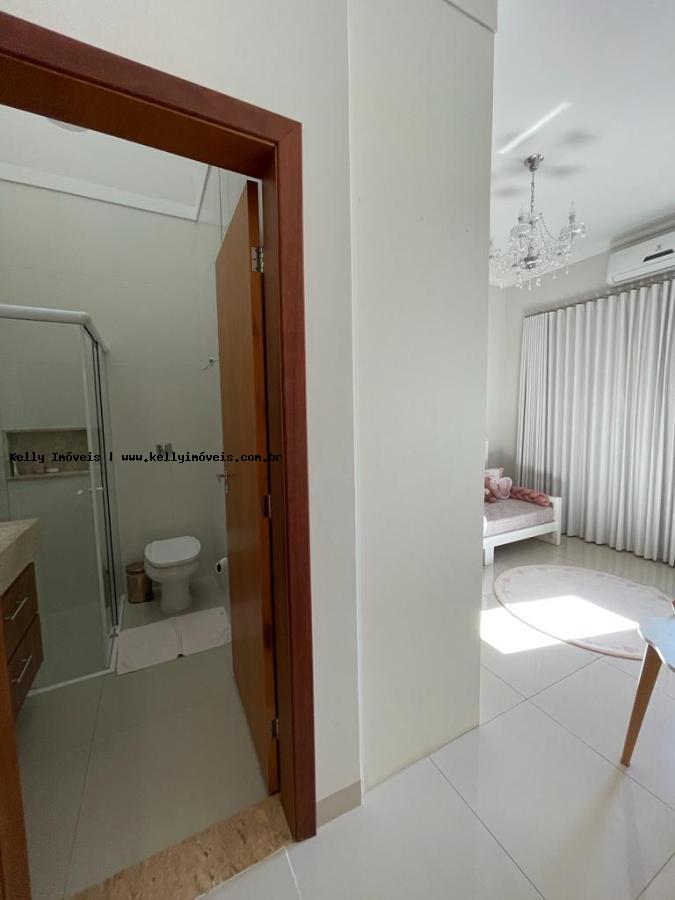 Casa de Condomínio à venda com 3 quartos, 320m² - Foto 11