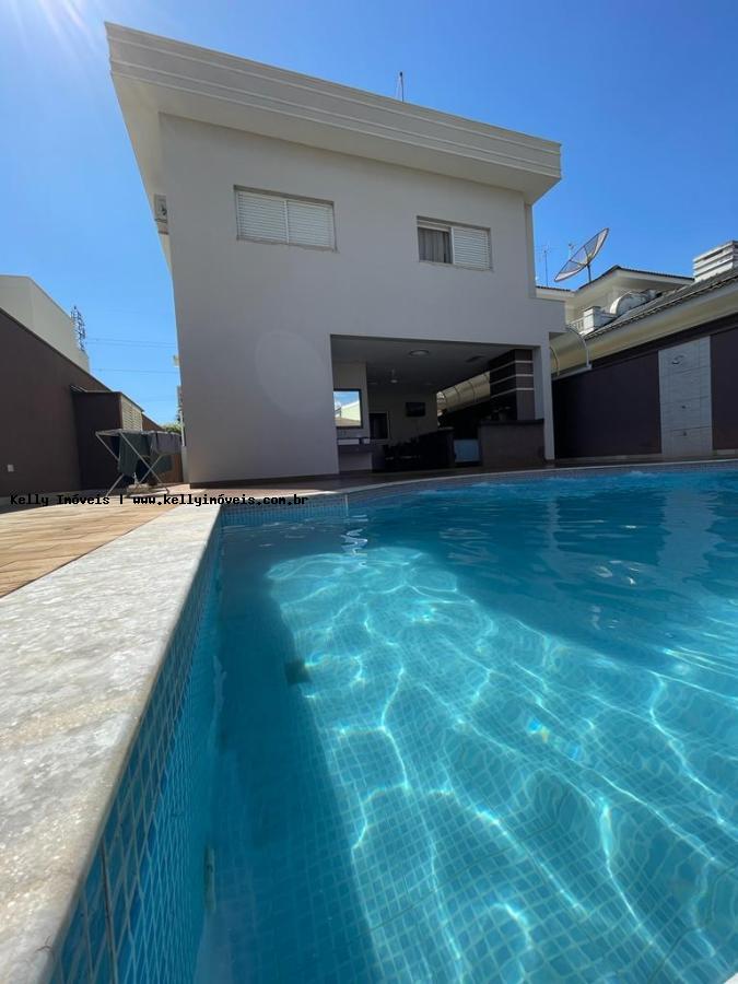 Casa de Condomínio à venda com 3 quartos, 360m² - Foto 30