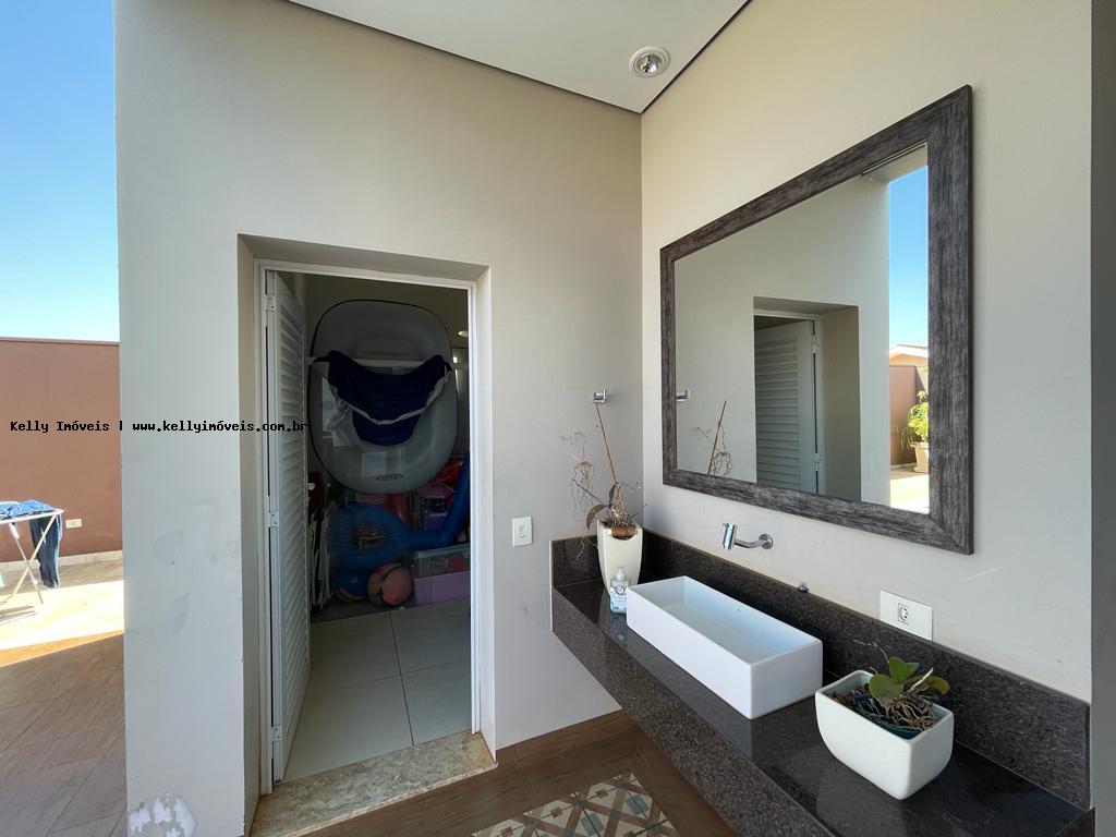 Casa de Condomínio à venda com 3 quartos, 360m² - Foto 24