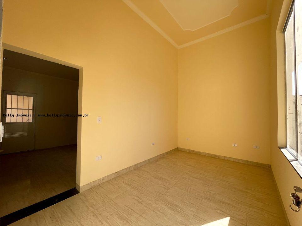 Casa à venda com 3 quartos, 170m² - Foto 7