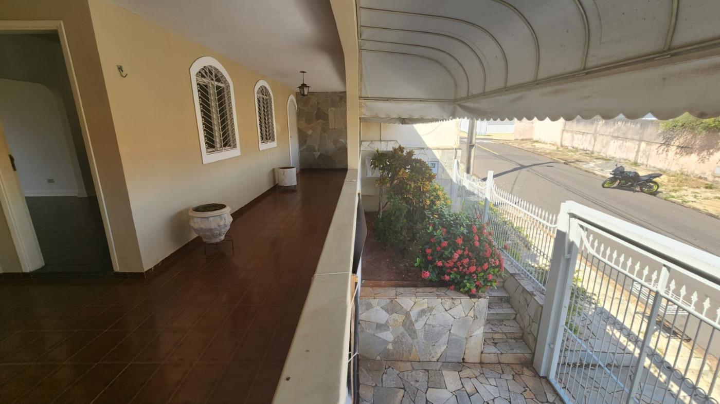 Casa à venda com 3 quartos, 191m² - Foto 5