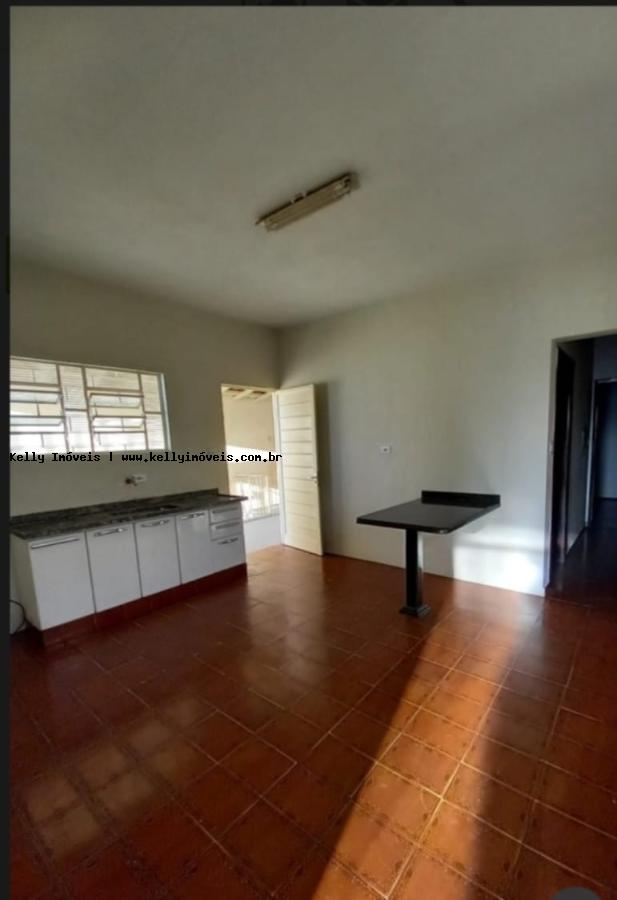 Casa à venda com 3 quartos, 186m² - Foto 6