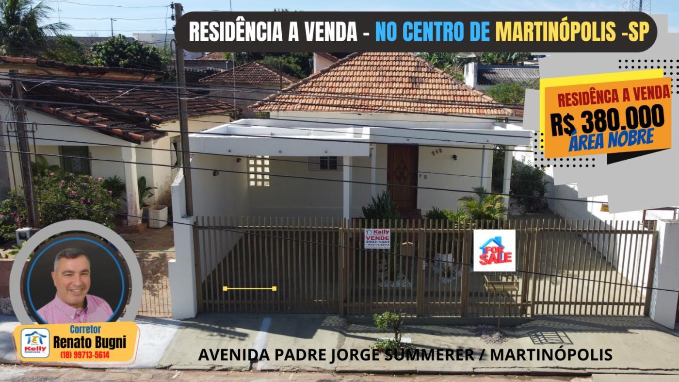 Casa à venda com 3 quartos, 210m² - Foto 1