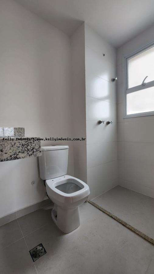 Apartamento à venda com 2 quartos, 63m² - Foto 7