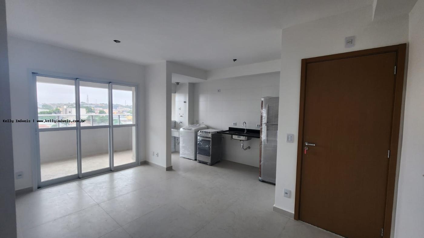 Apartamento à venda com 2 quartos, 63m² - Foto 3