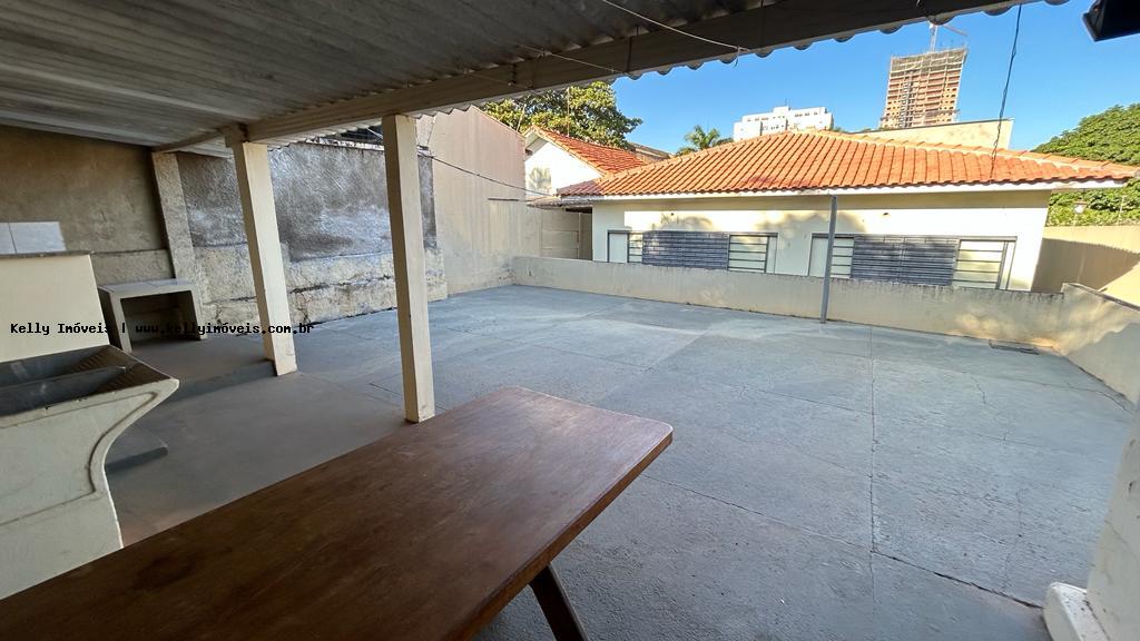 Prédio Inteiro para alugar com 3 quartos, 484m² - Foto 4