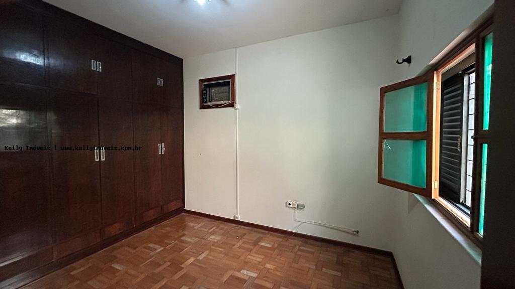 Prédio Inteiro para alugar com 3 quartos, 484m² - Foto 14