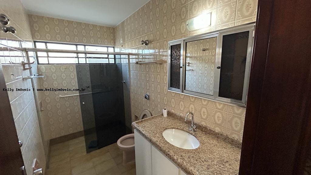 Prédio Inteiro para alugar com 3 quartos, 484m² - Foto 24