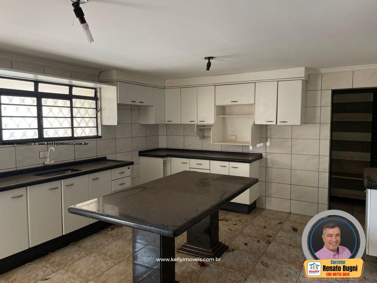 Casa à venda com 3 quartos, 210m² - Foto 15