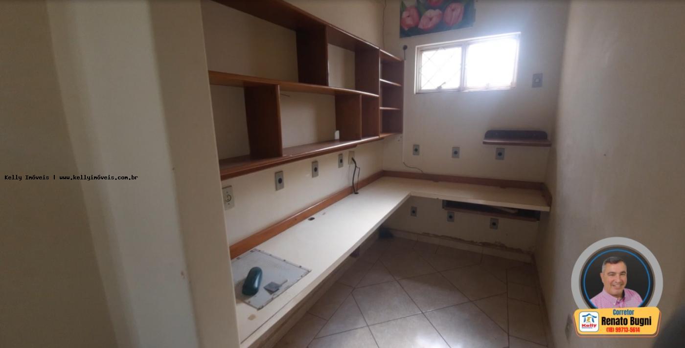 Casa à venda com 6 quartos, 349m² - Foto 18