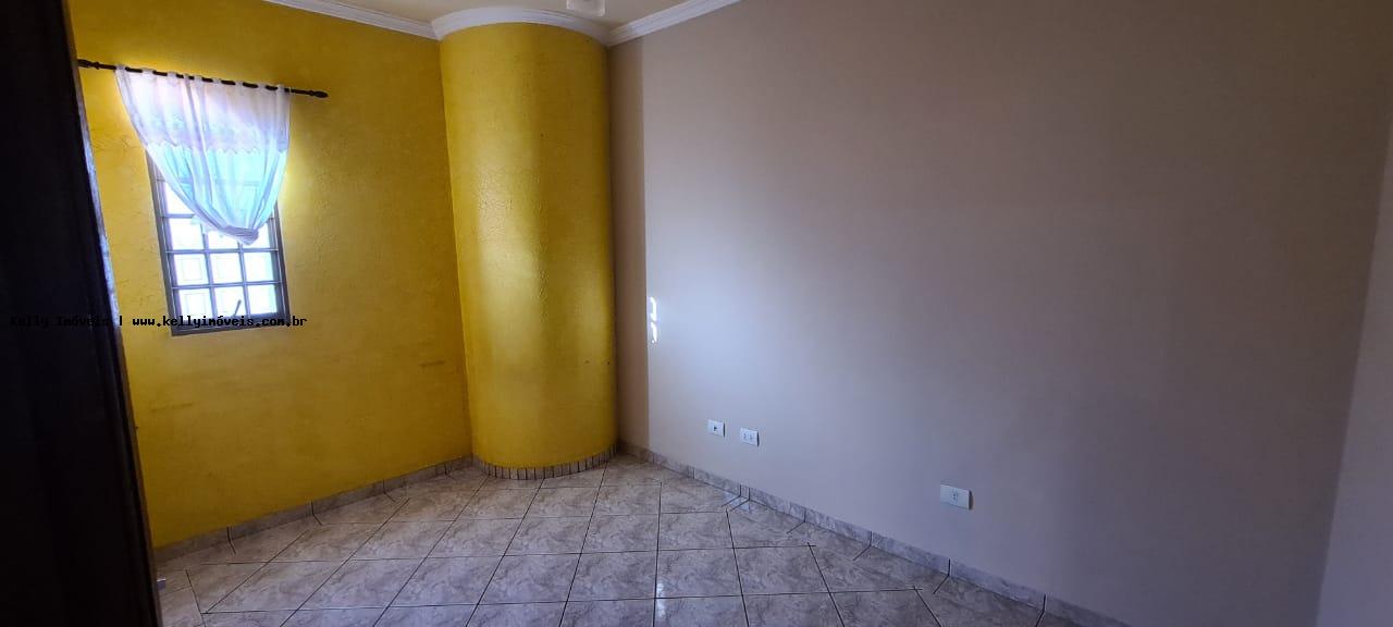 Casa à venda com 3 quartos, 300m² - Foto 4