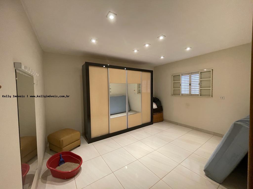 Chácara à venda com 3 quartos, 1500m² - Foto 35